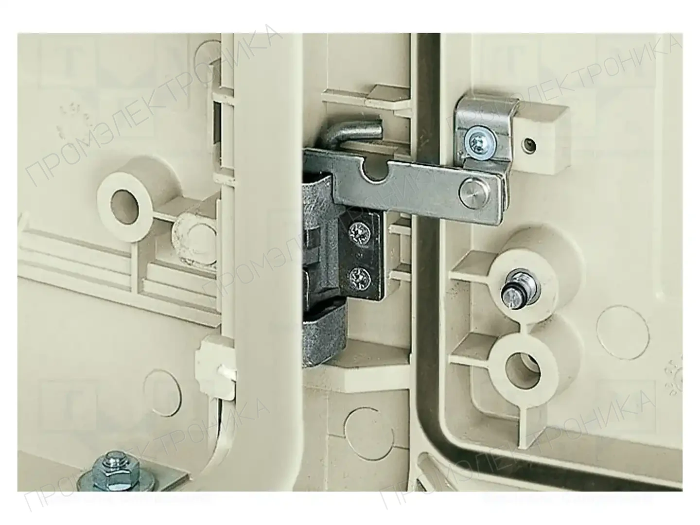 SCHNEIDER ELECTRIC NSYRETPLA — Корпуса - аксессуары остальные