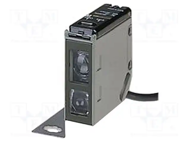 Датчик OMRON E3S-CL1 2M