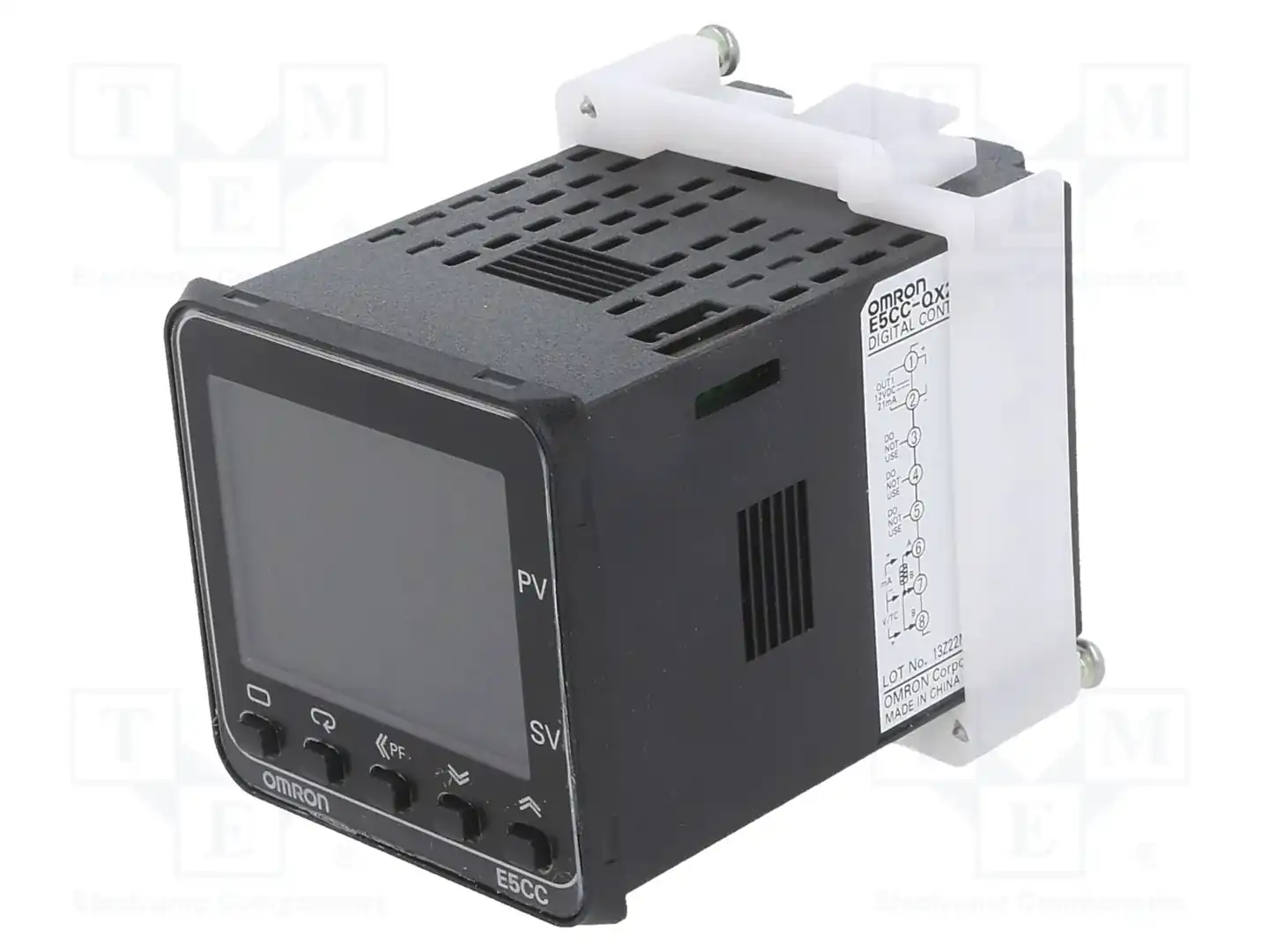 OMRON E5CC-QX2DBM-000 — Регуляторы температуры