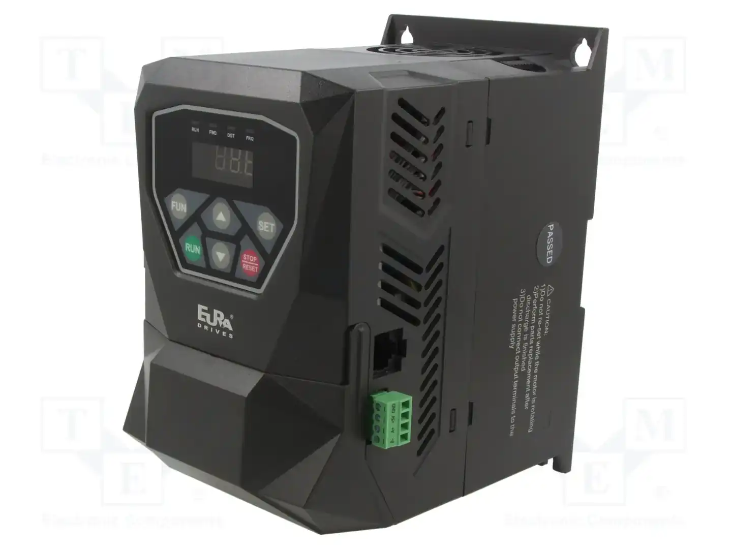 EURA DRIVES E600-0030T3Q2U1F2AG03B1R3 — Трехфазные инверторы