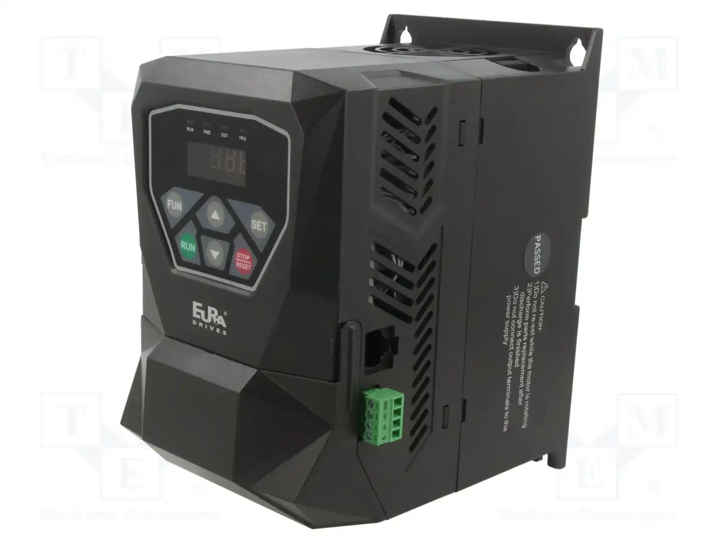 EURA DRIVES E600-0004T3Q1U1F2AG03B1R5 — Трехфазные инверторы