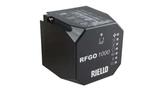 Топочный автомат Riello A22 в комплекте