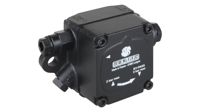 Насос для горелки Suntec D 67 A 7205 3P