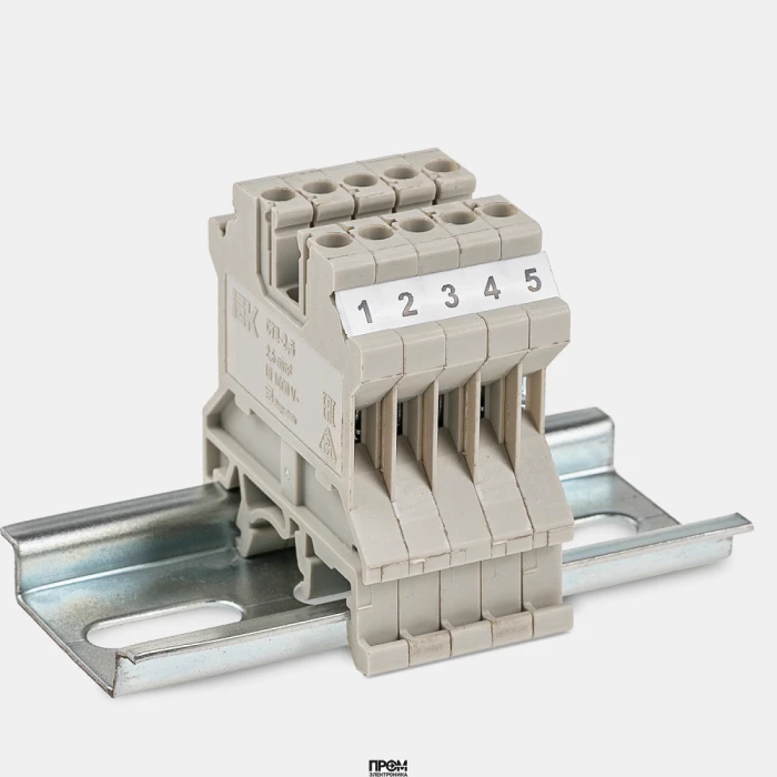 Маркировка клемм SMK-CTS-4 мм кв., Для клемм Connectwell (серия: CTS), IEK (серия: CTS), КЭАЗ (серия: OptiClip CTS), cечение клеммы 4 мм кв., ширина маркера 6 мм, кол-во рядов, 2, цвет белый, для принтера: RT200, RT230, в упаковке 4800 маркеров