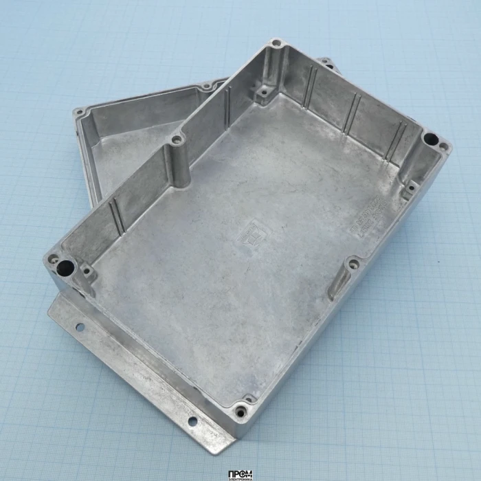 G125MF, Герметичный алюминиевый корпус с фланцами, IP65, некрашеный