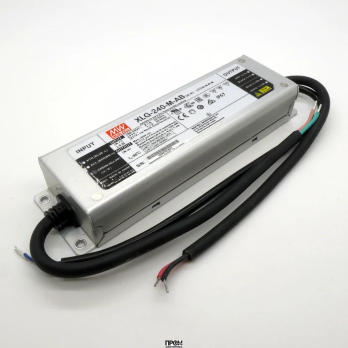XLG-240-M-AB, AC-DC, 239.4Вт, стабилизатор тока, IP67, вход 100…305В AC, 47…63Гц, ККМ, выход 1400…2100мА/90…171В (режим пост. мощности), изоляция 3750В AC, в кожухе 219х63х35.5мм, -40…+90°С (корпус), встр. потенциометр, димминг 3 в 1