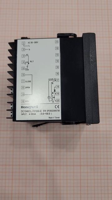 Honeywell DC1040CL-701000-E 