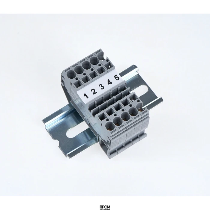 Маркировка клемм SMK-SRD-4 мм кв., Для клемм Phoenix Contact (серия: UT, ST и PT), cечение клеммы 4 мм кв., ширина маркера 6,2 мм, цвет белый, для принтера: RT200, RT230, в упаковке 2500 маркеров